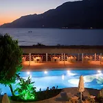 ホテル Peninsula Gardens (adults Only) カシュ