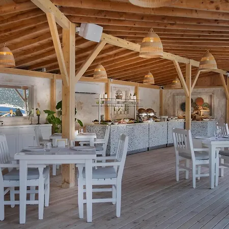 Hotel Peninsula Gardens (adults Only)