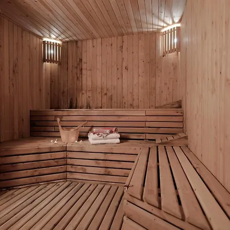 Peninsula Gardens (adults Only) *