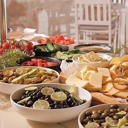 Peninsula Gardens (adults Only) * كاس