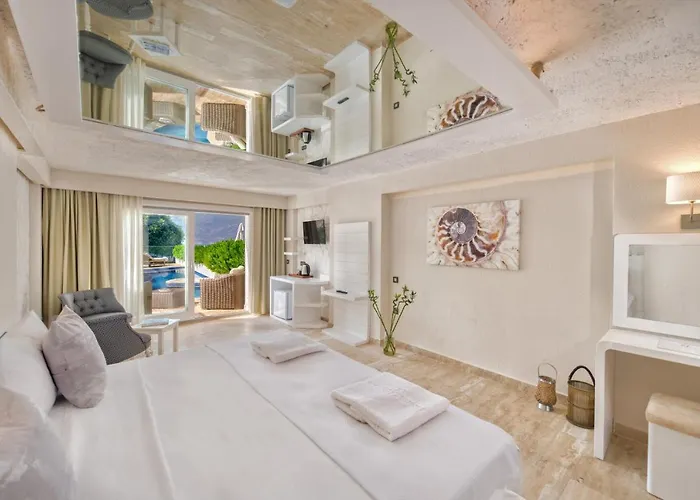 Peninsula Gardens (adults Only) *