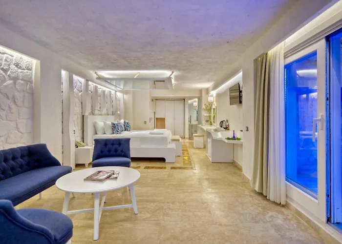 Hotel Peninsula Gardens (adults Only)