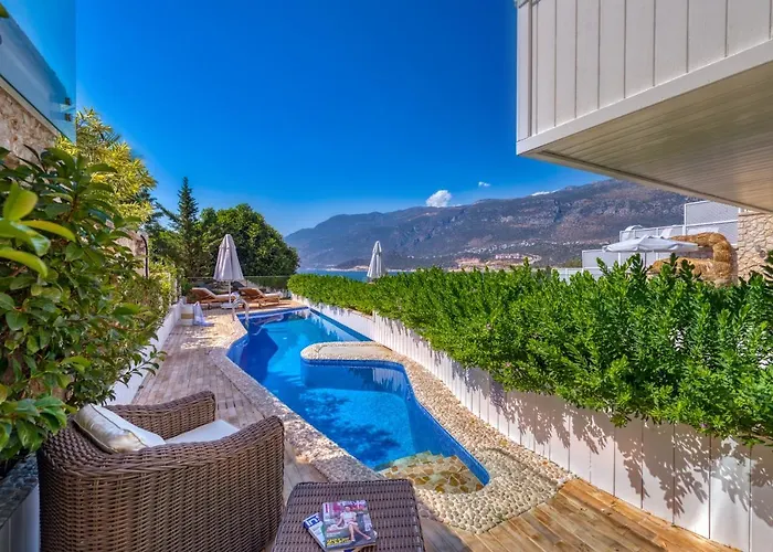 Peninsula Gardens (adults Only) Hotel *