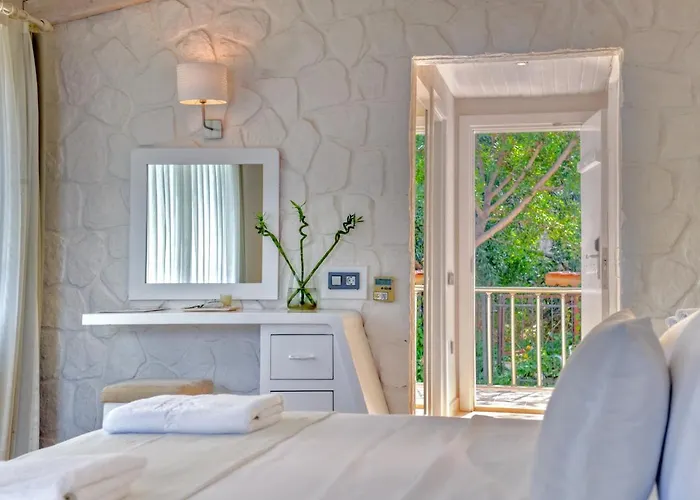 Hotel Peninsula Gardens (adults Only) *