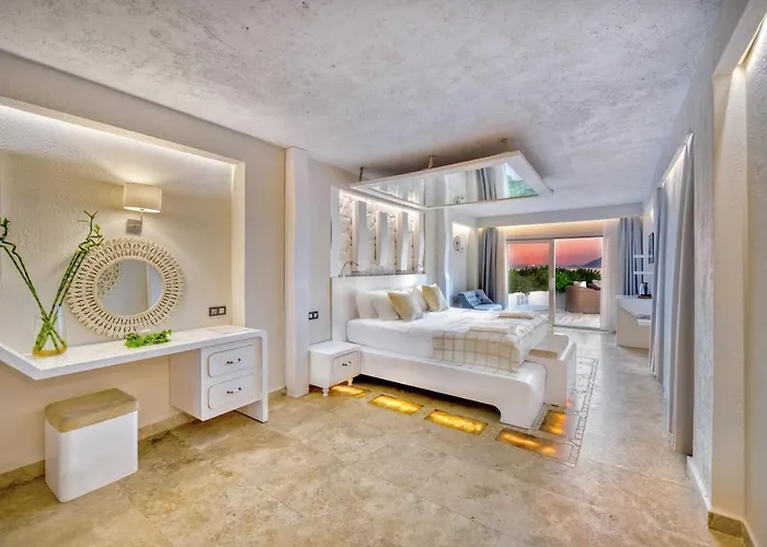 Peninsula Gardens (adults Only) Hotel