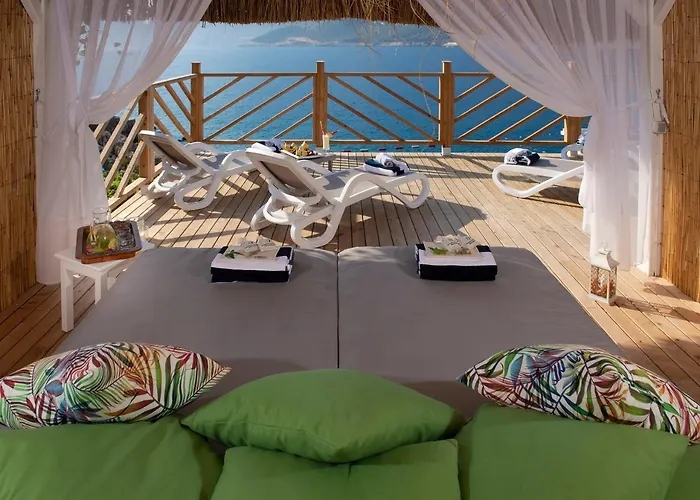 Peninsula Gardens (adults Only) Hotel *