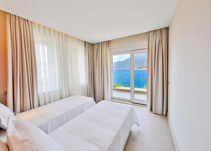 Peninsula Gardens (adults Only) Hotel