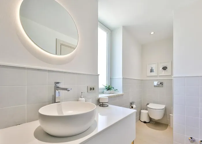 Peninsula Gardens (adults Only) *